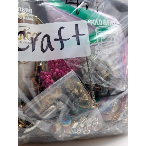 Jewelry Lot Udita Repurpose Bag Over 4 Pounds Beads & Possible Wearable Pieces - Picture 8 of 10